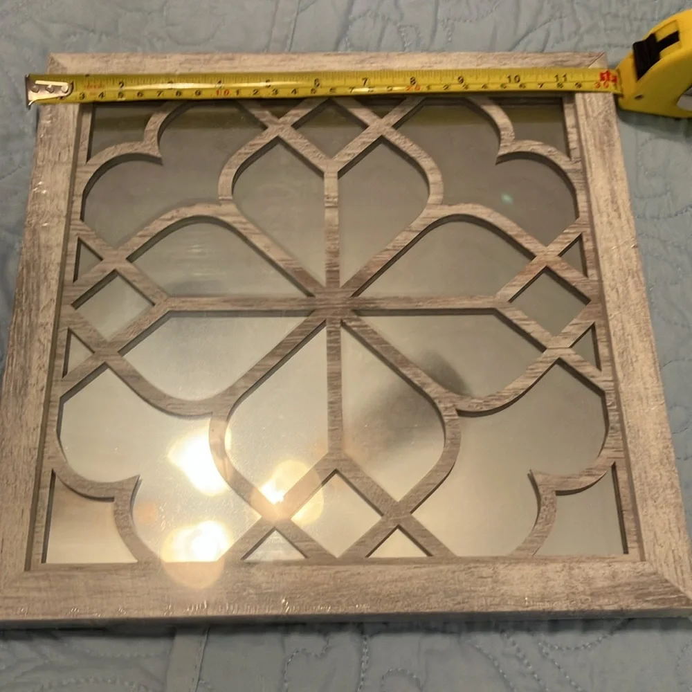 Beautiful 12 x 12 Accent Mirrors. Never used.